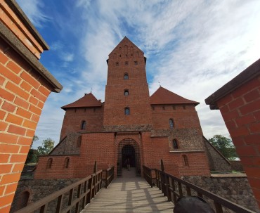 XIV-wieczny Zamek na Wyspie w Trokach, Litwa