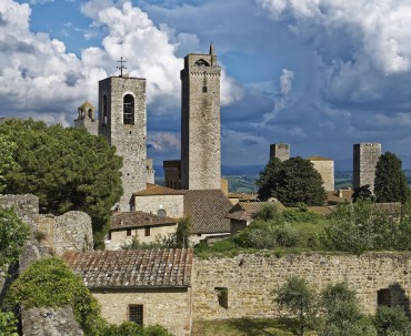Miasteczko San Gimignano we Włoszech, w Toskanii