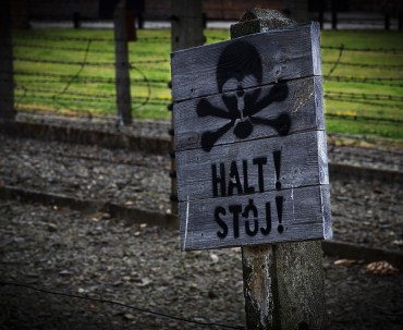 Nazistowski obóz koncentracyjny w Oświęcimiu i Brzezińce