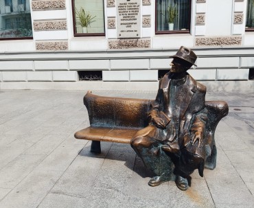 Ławeczka Tuwima w Łodzi