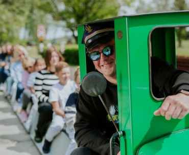 Przejażdżka kolejką skansenową przy Kopalni Srebra w Tarnowskich Górach